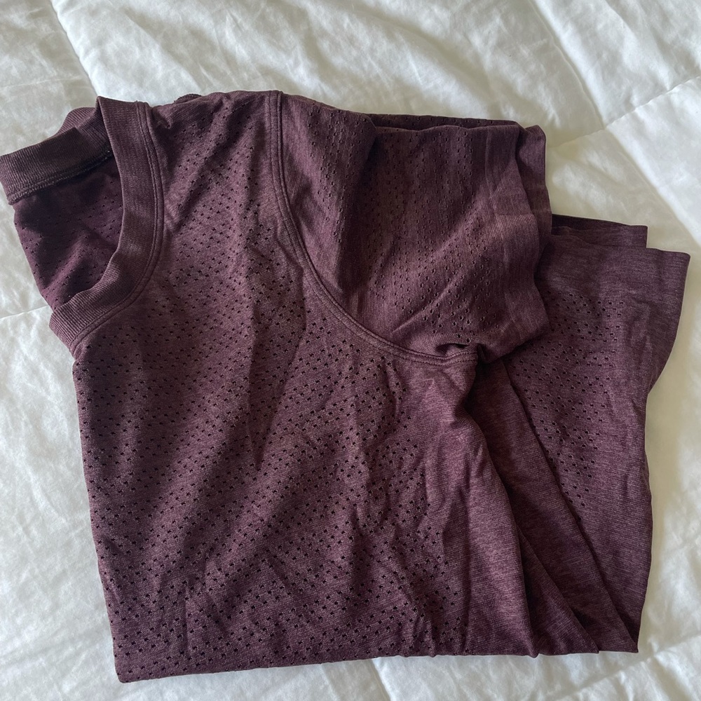 Lululemon top